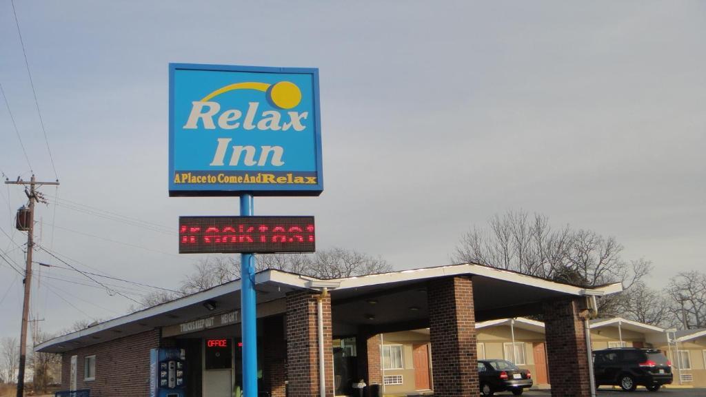 Relax Inn St. Robert Екстер'єр фото