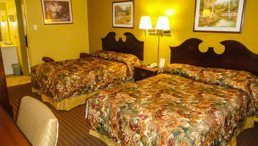 Relax Inn St. Robert Номер фото